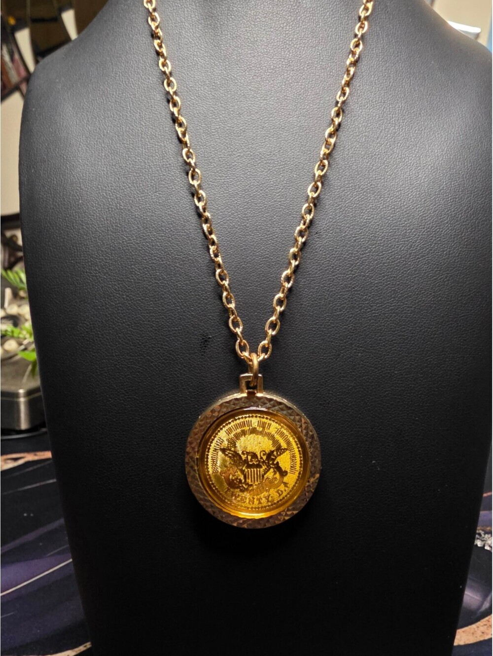 Vintage 1776 Liberty Twenty D. Gold Tone Coin Pendant Necklace Eagle Crest